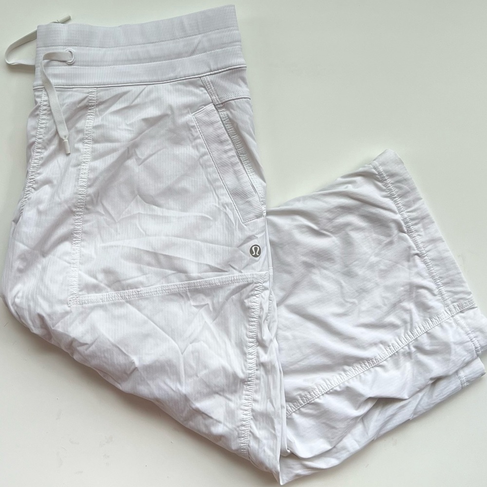 White lululemon dance studio crop